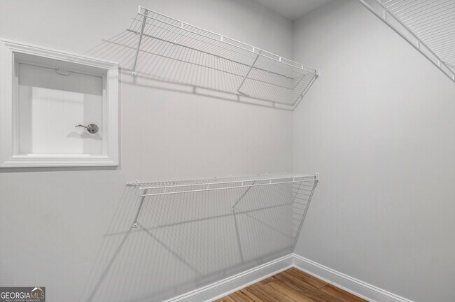 Building Photo - 267 Dendron Dr