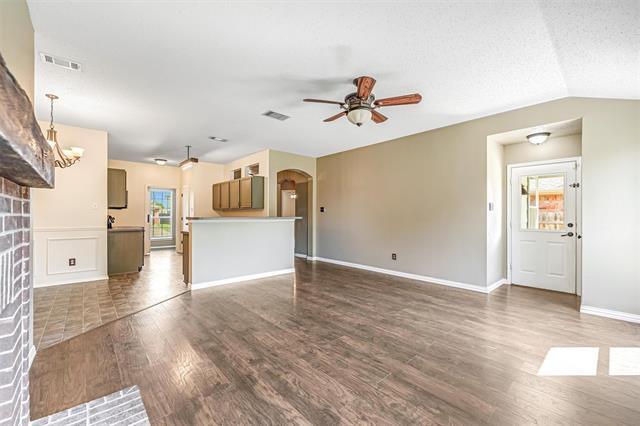 Building Photo - 1624 Appaloosa Dr
