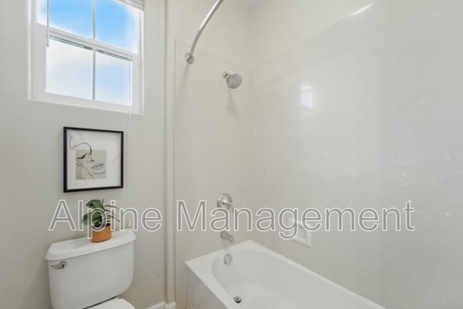 Building Photo - 5109 Campion Dr