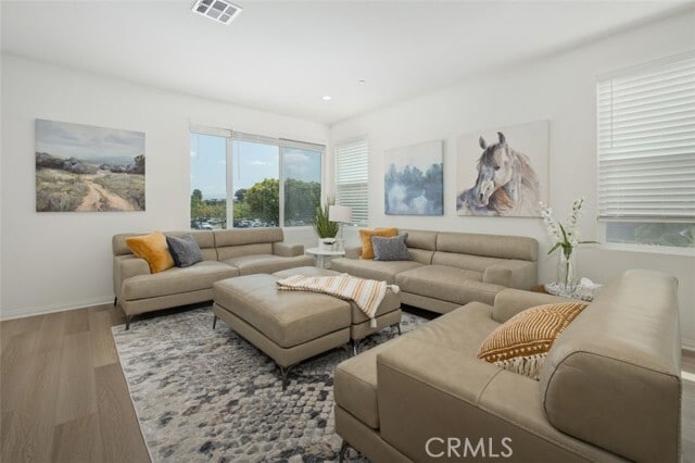 Building Photo - 151 Steely