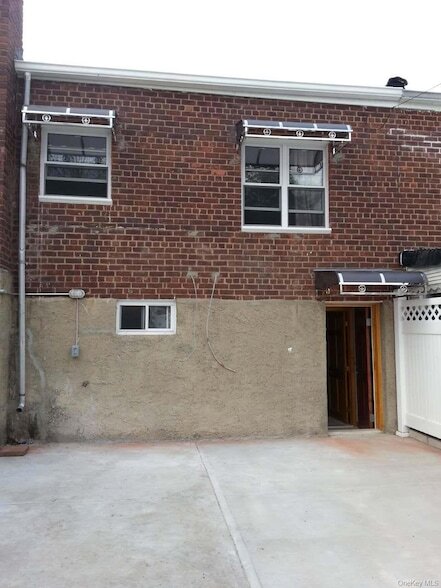 Building Photo - 132-42 14th Ave