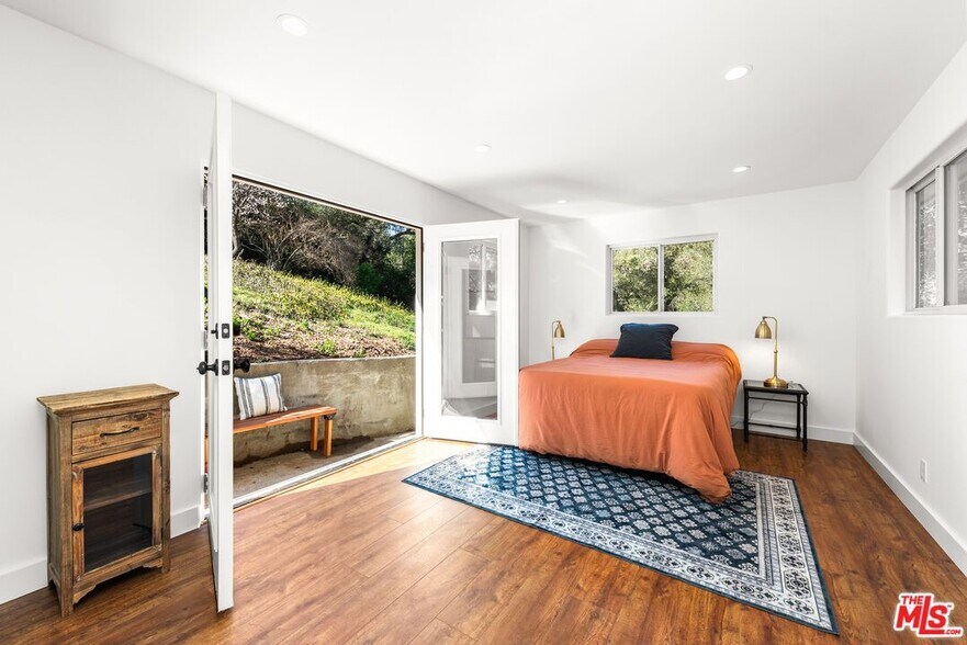 Building Photo - 800 N Topanga Canyon Blvd