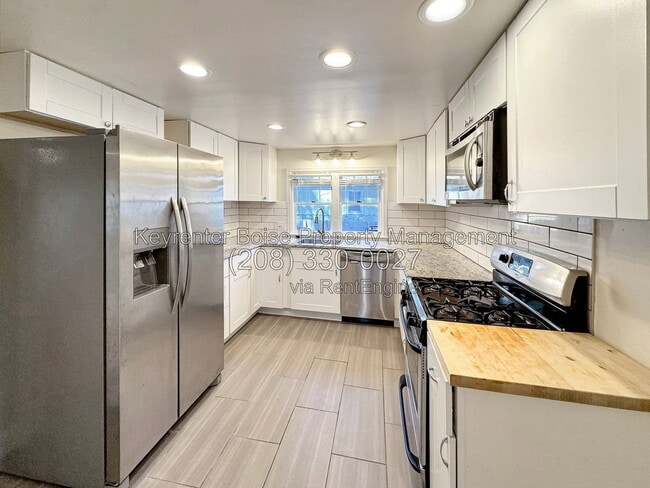 Building Photo - 2124 N 15th St