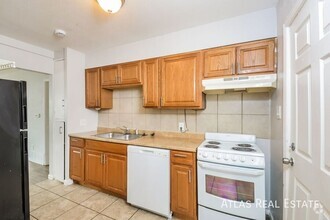 Building Photo - 3 Bedroom, 1 Bath in the Villa Park Neighb...