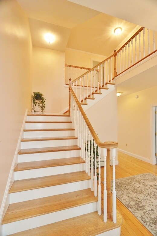 Building Photo - 21 Longmeadow Dr