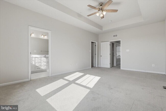 Building Photo - 5818 Imperial Dr