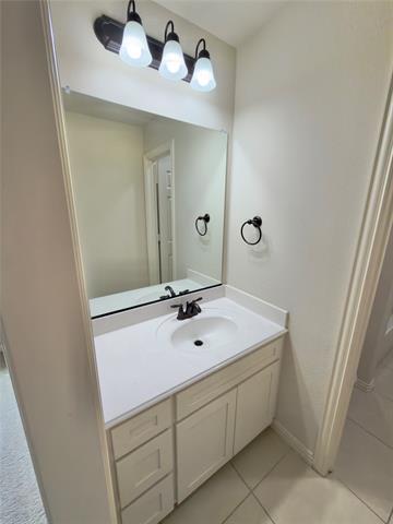 Building Photo - 408 Paluxy Dr