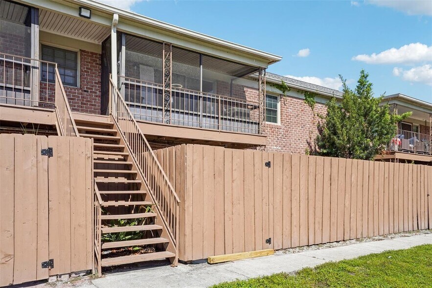 Building Photo - 119 Georgetown Dr