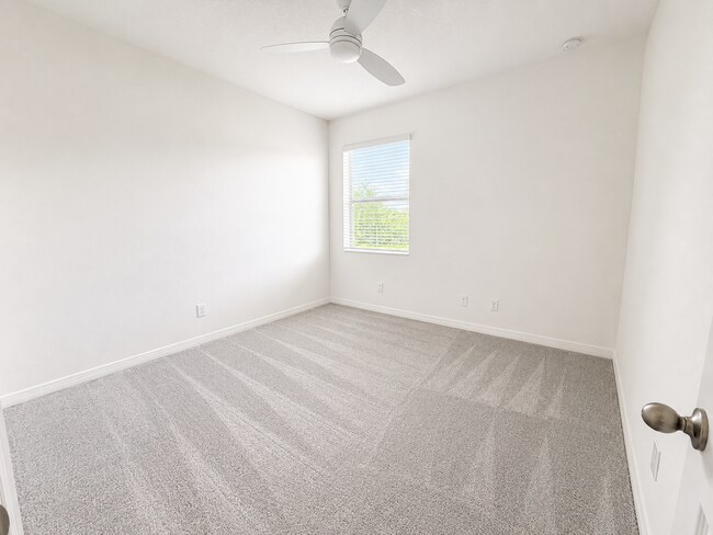 Building Photo - 214 Tarpon Bay Blvd
