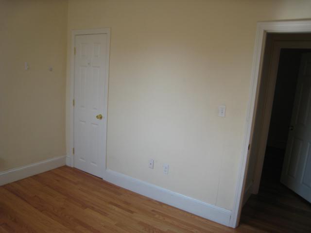 Building Photo - 66 Egmont St