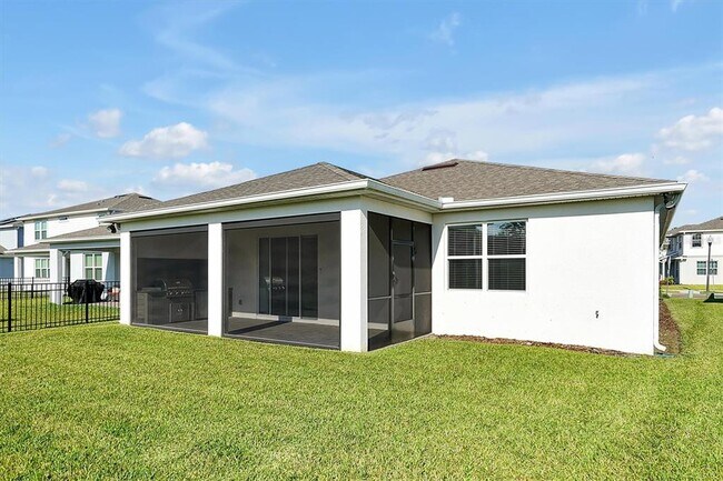 Building Photo - 10002 Brown Burrow St