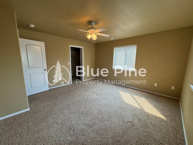 Building Photo - 2729 Mary Dr