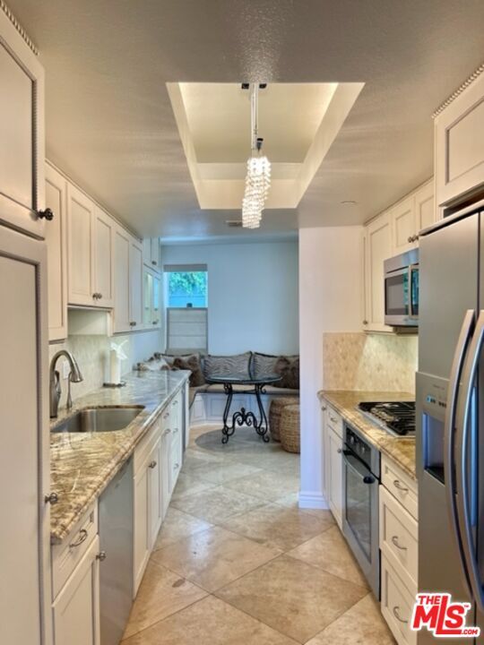 Building Photo - 171 N Church Ln