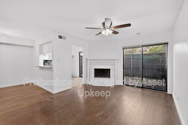 Building Photo - 4800 Northway Dr