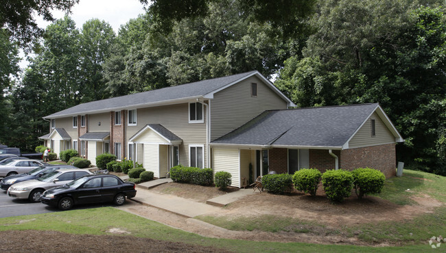 Building Photo - York Townhouses