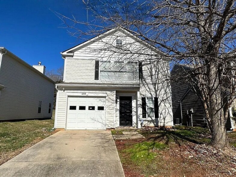 Primary Photo - 6249 Salamander Run Ln