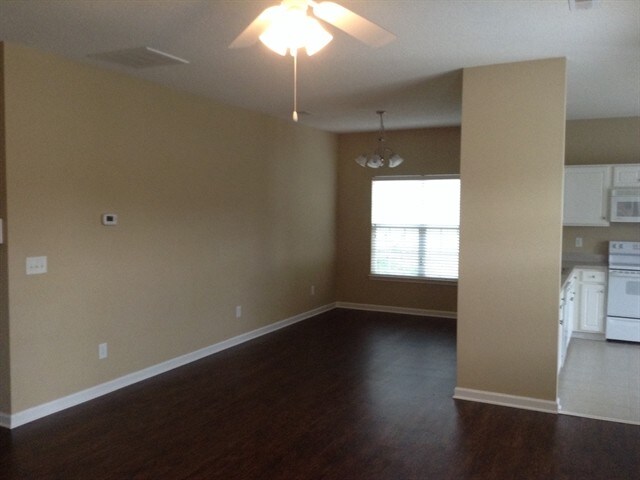 Building Photo - 3607 Sunset Hollow Dr