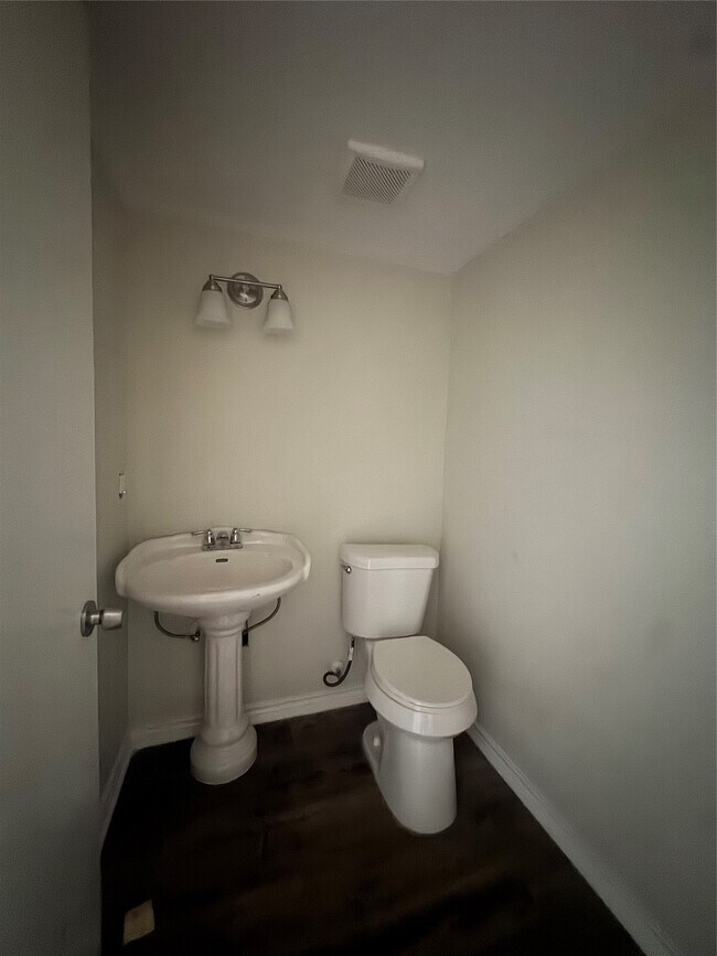 Building Photo - 13626 Sunswept Way