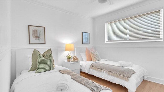 Building Photo - 2201 N 50th Ave