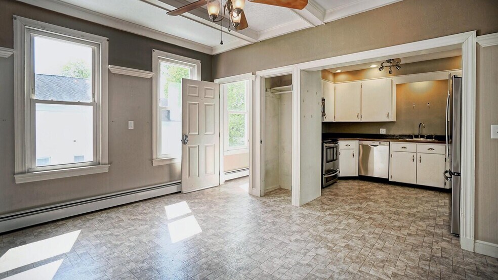 Kitchen - 84 High St