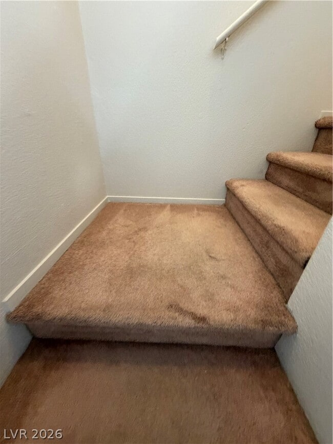 Building Photo - 1020 Allure Dr