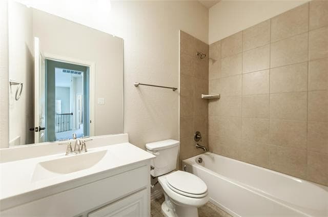 Building Photo - 287 Moorland Dr