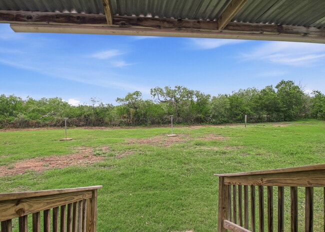 Building Photo - 3 Bedroom Manufactured Home on Nearly 2 Acres with Large Shop