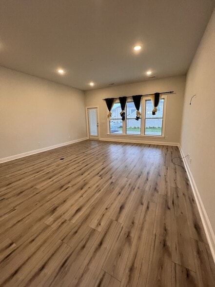Building Photo - 1126 Carlisle Pl
