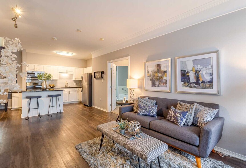 Quinn at Plymouth 6110 Quinwood Ln N Plymouth MN 55442 Apartment Finder