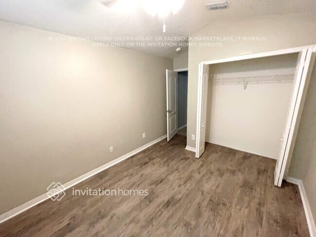 Building Photo - 3823 Briley Loop