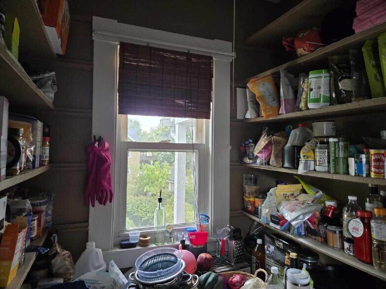 Pantry - 27 Walkley Rd