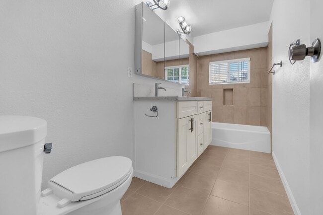 Building Photo - 8549 5th St