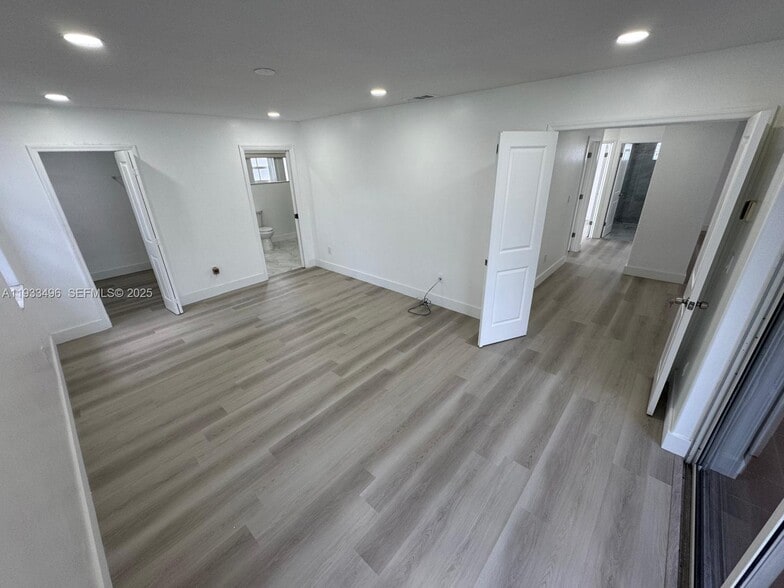 Building Photo - 8754 NW 149th Ter