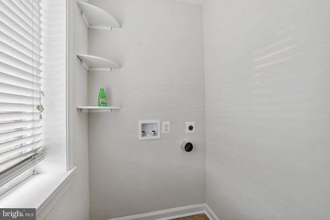 Building Photo - 1900 Princess Anne St