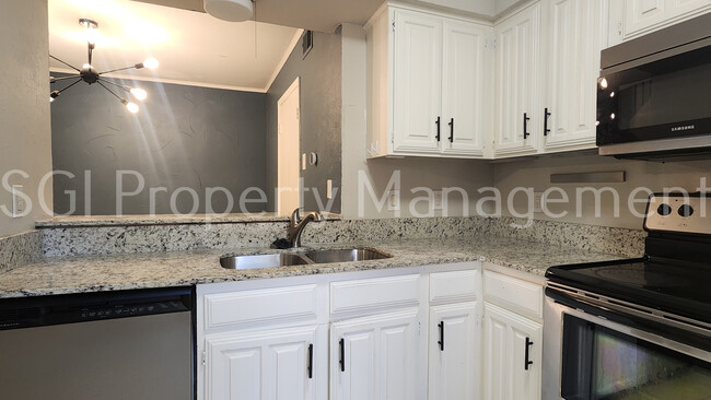 Building Photo - 5626 Preston Oaks Rd
