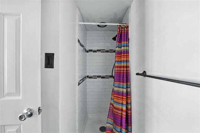 Building Photo - 300 St Emelion Ct