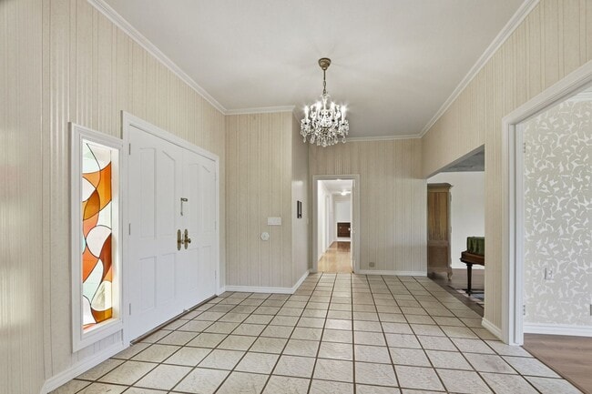 Building Photo - Stunning 3,488 Sq. Ft. Home with Pool & 3-Car Garage