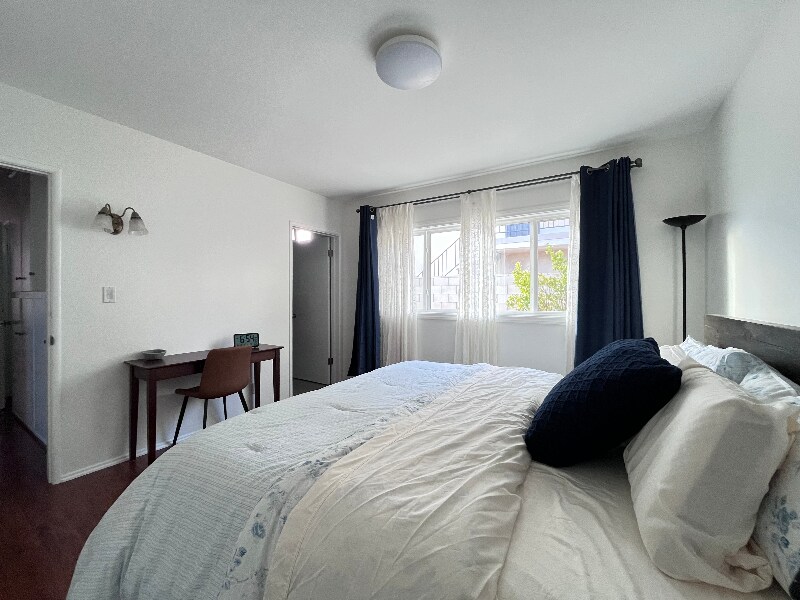 Building Photo - 17700 S Western Ave