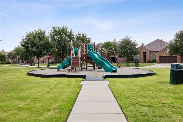Building Photo - 910 Fox Ridge Trail