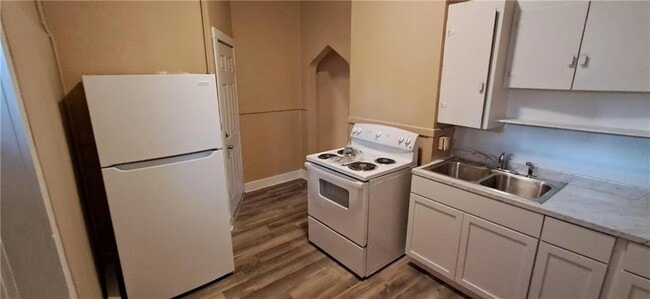 Building Photo - 1506 Jules St