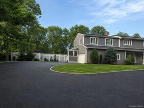 Building Photo - 19 Cardinal Ln