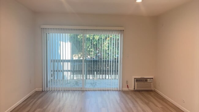 Building Photo - 7025 Waite Dr