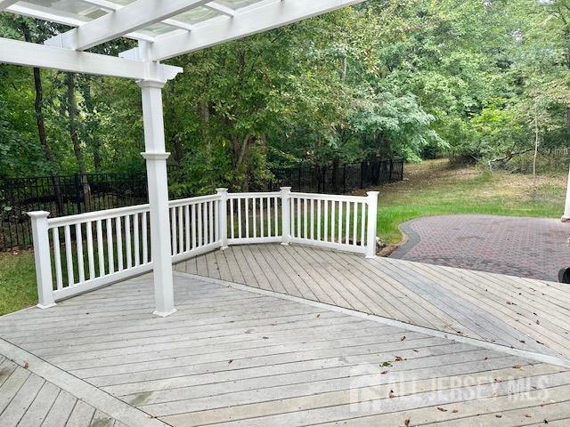 Building Photo - 3 Mountain Laurel Rd