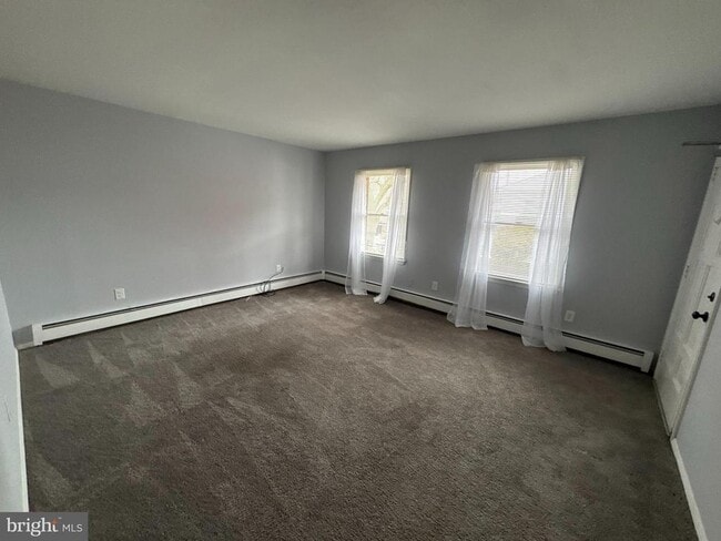 Building Photo - 43 S Main St