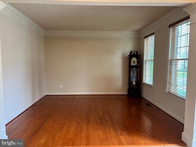 Building Photo - 44377 Stone Roses Cir