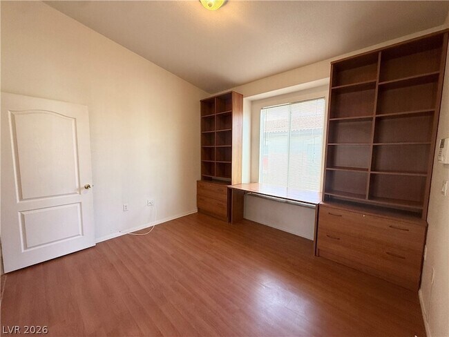 Building Photo - 3320 Cactus Shadow St