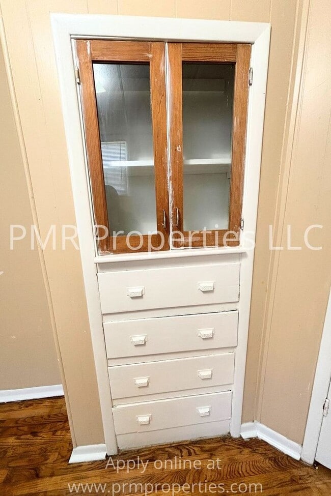 Building Photo - 2826 Lafayette Street