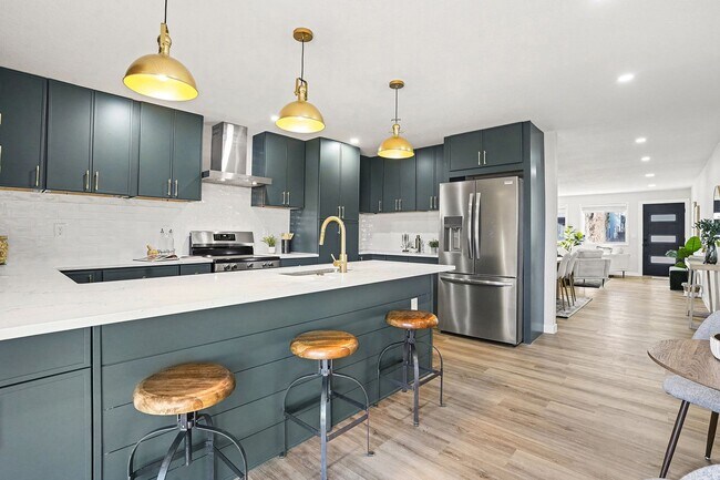 Building Photo - Remodeled 3-Bedroom Home with Private Yard & 2-Car Garage in Berkeley