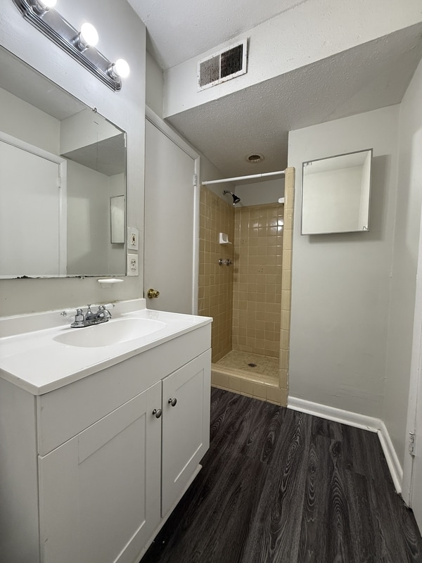 Building Photo - 3616 Hester Ln NW