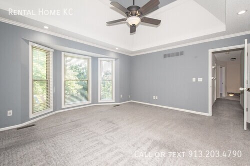 Building Photo - 15730 W Locust St